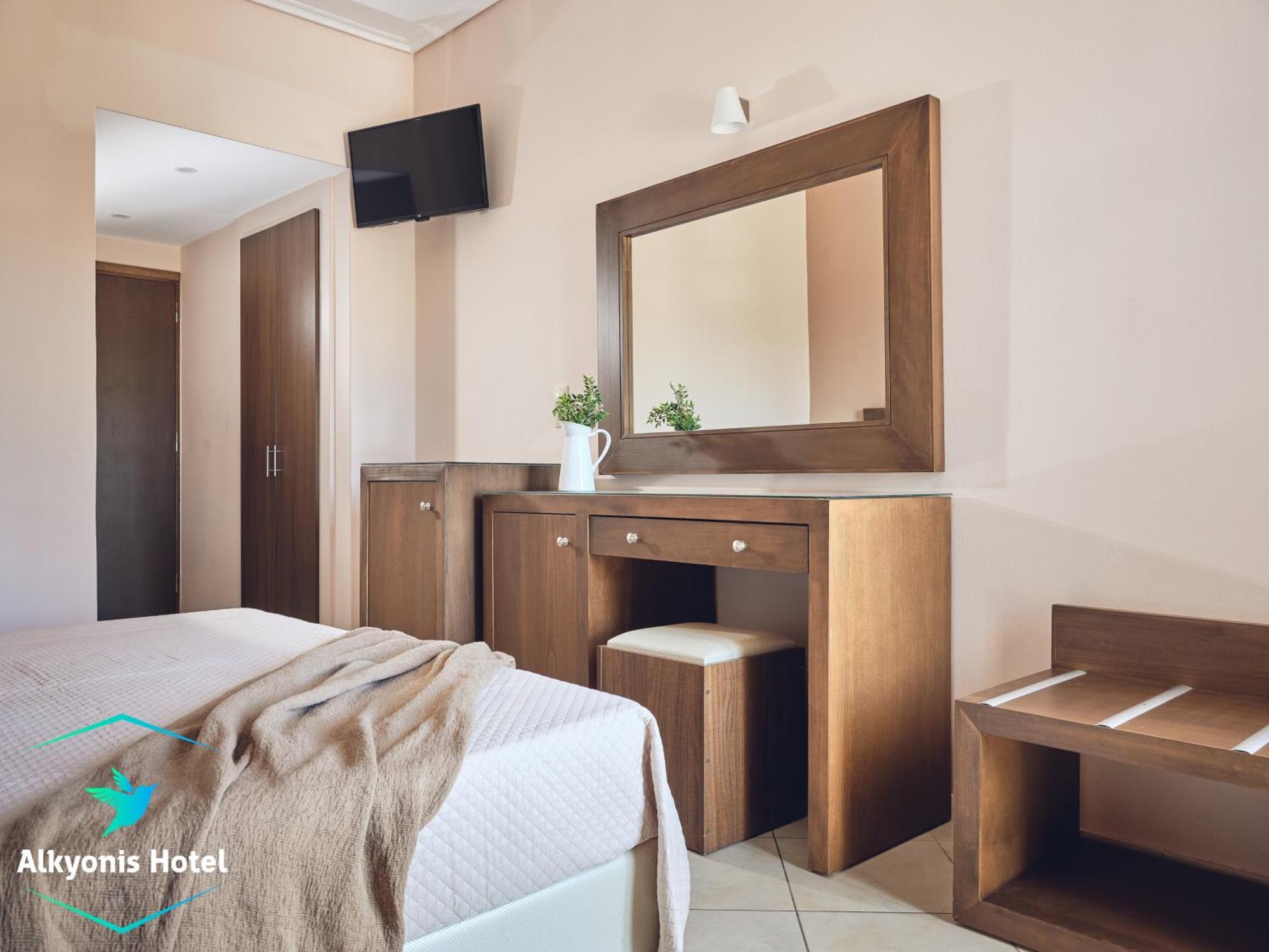 Alkyonis Hotel Лаганас Екстериор снимка