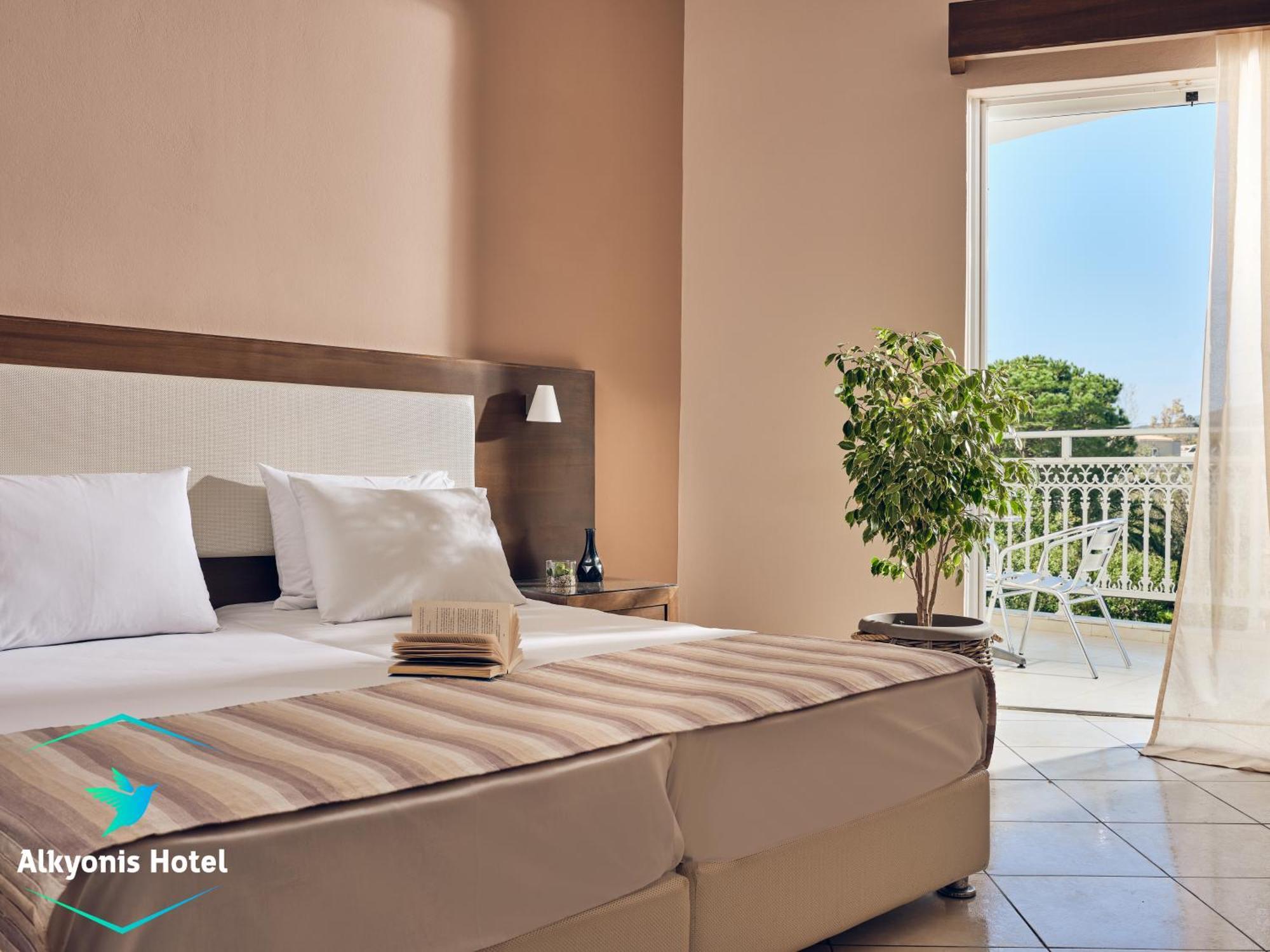 Alkyonis Hotel Лаганас Екстериор снимка