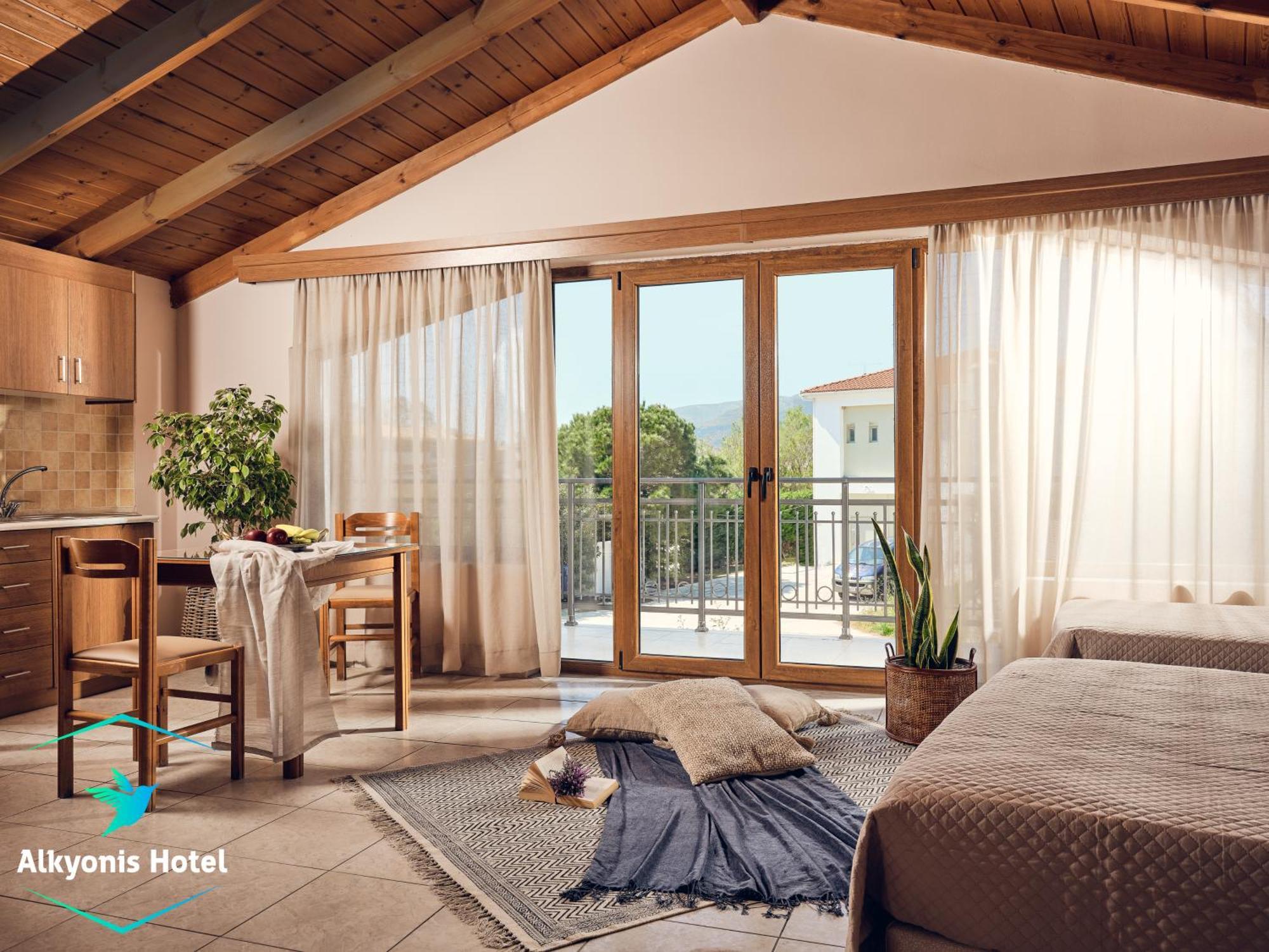 Alkyonis Hotel Лаганас Екстериор снимка